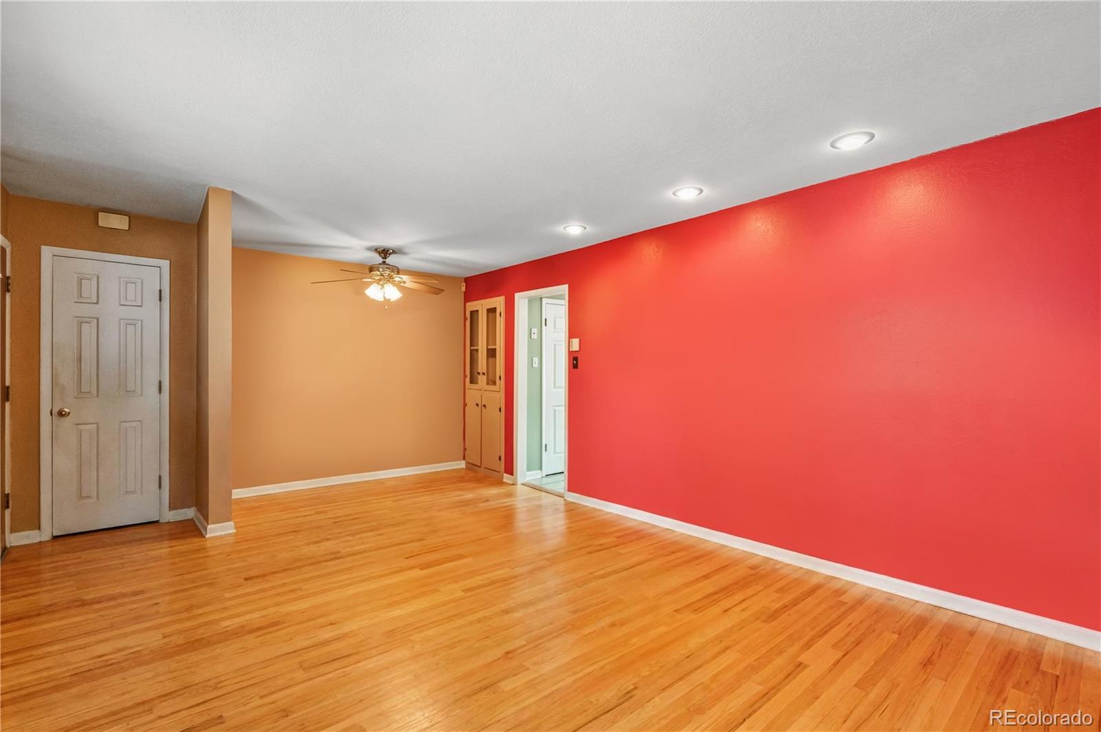 MLS Image #3 for 5180 e asbury avenue,denver, Colorado