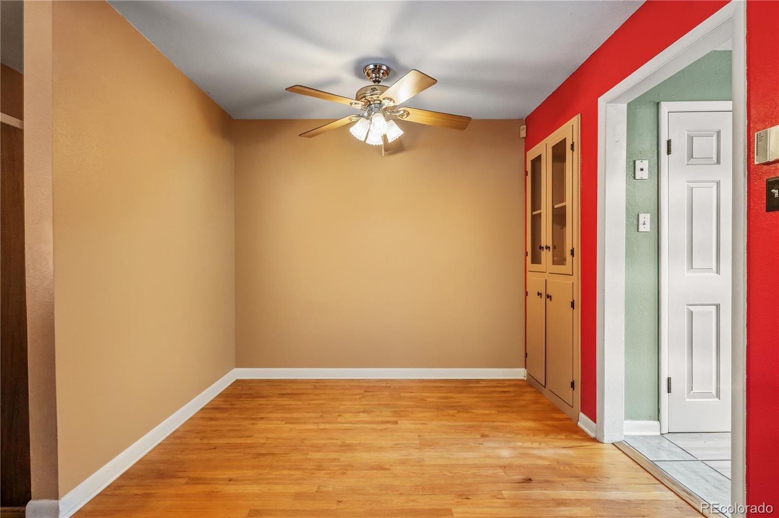 MLS Image #6 for 5180 e asbury avenue,denver, Colorado