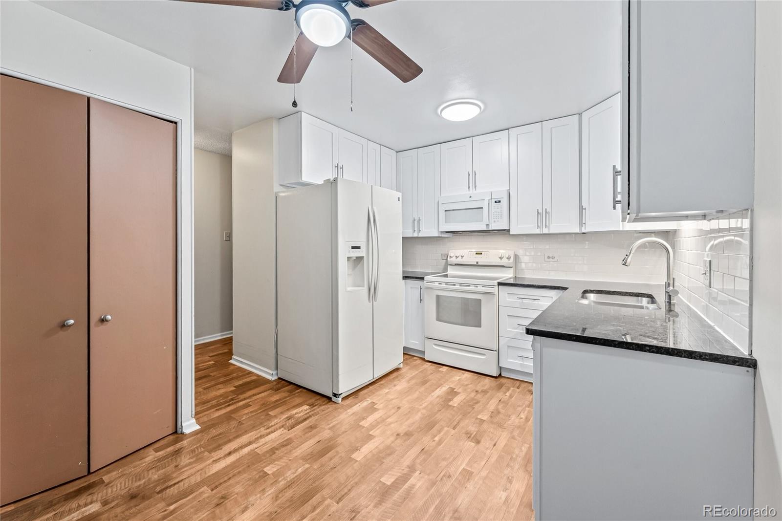 MLS Image #5 for 610 s alton way 1b,denver, Colorado