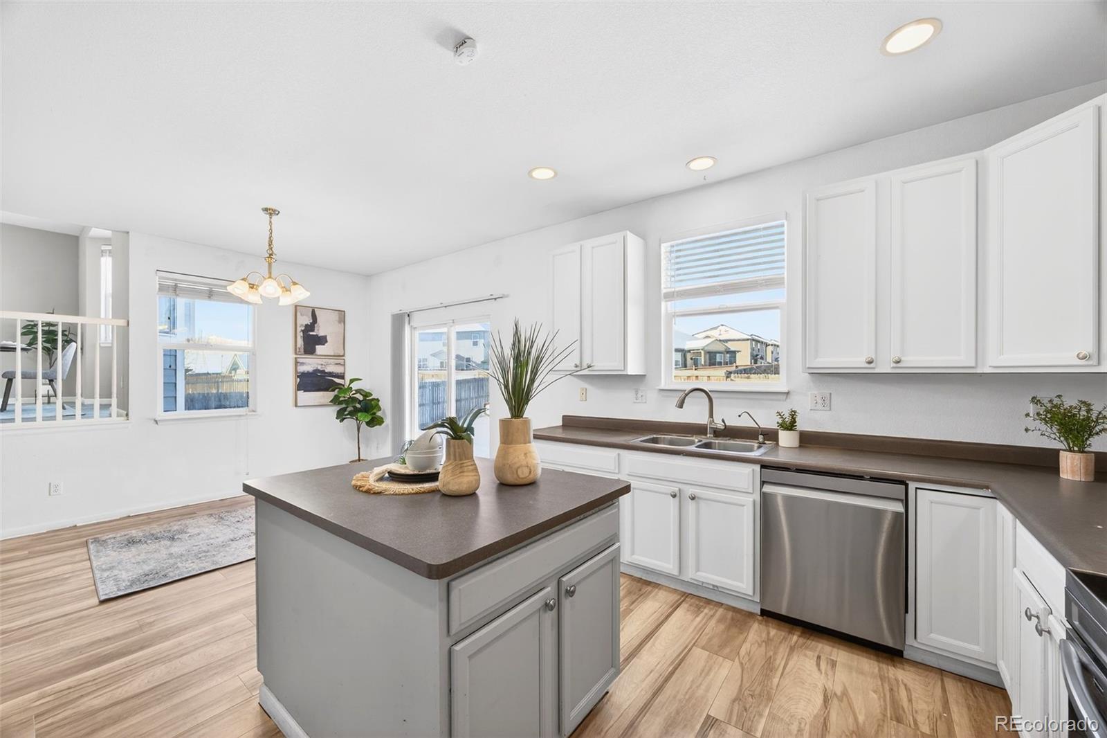 MLS Image #18 for 10491  tucson street,commerce city, Colorado