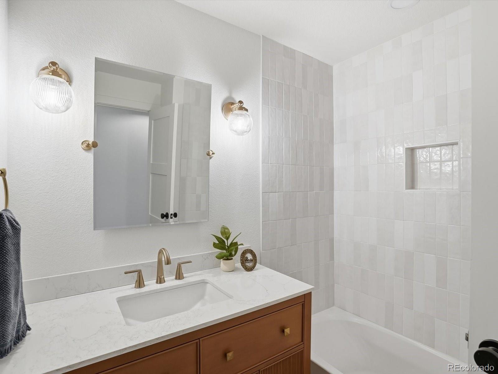 MLS Image #20 for 10159 e fair circle,englewood, Colorado