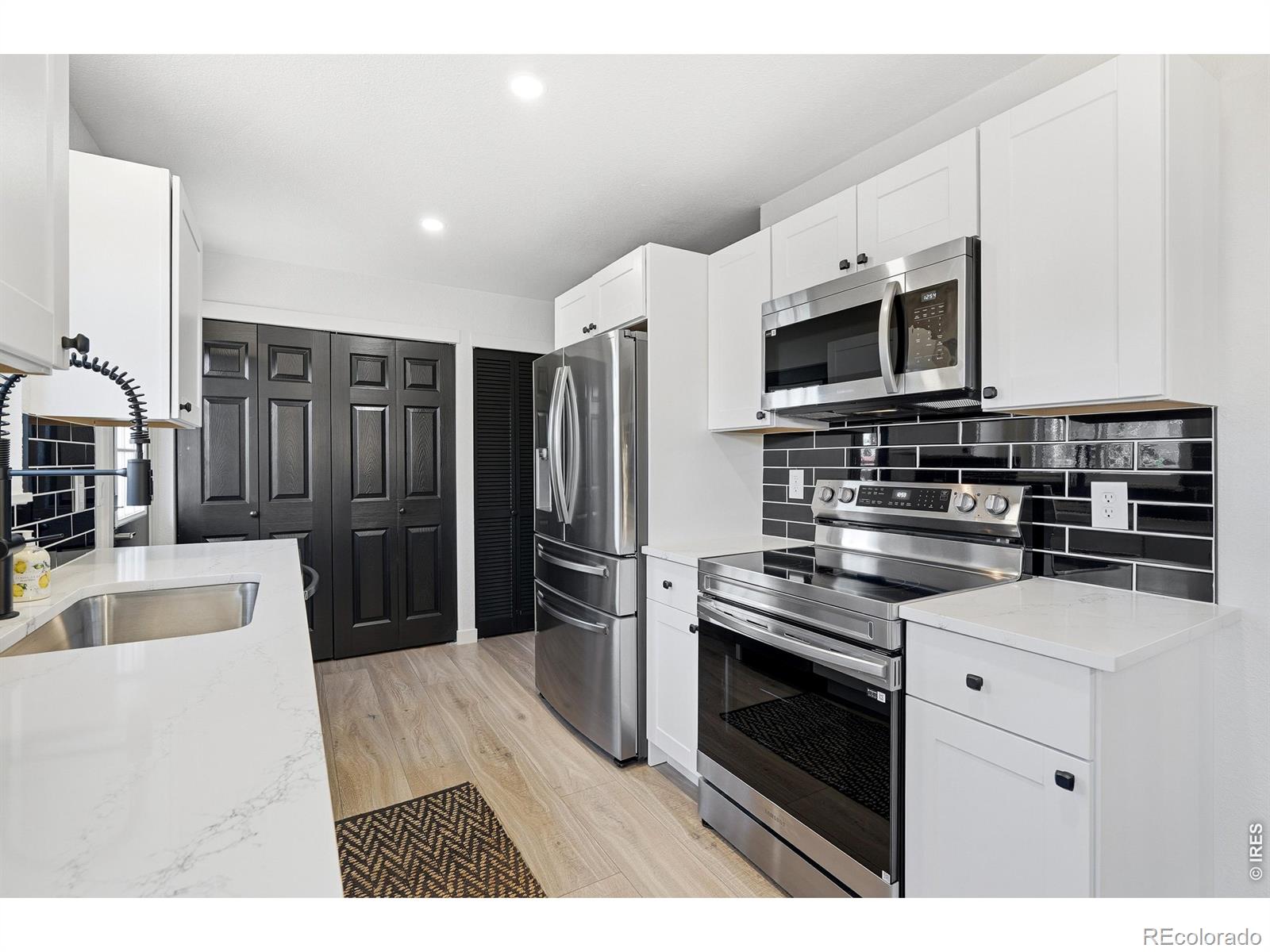 MLS Image #12 for 1506  sanchez court,platteville, Colorado