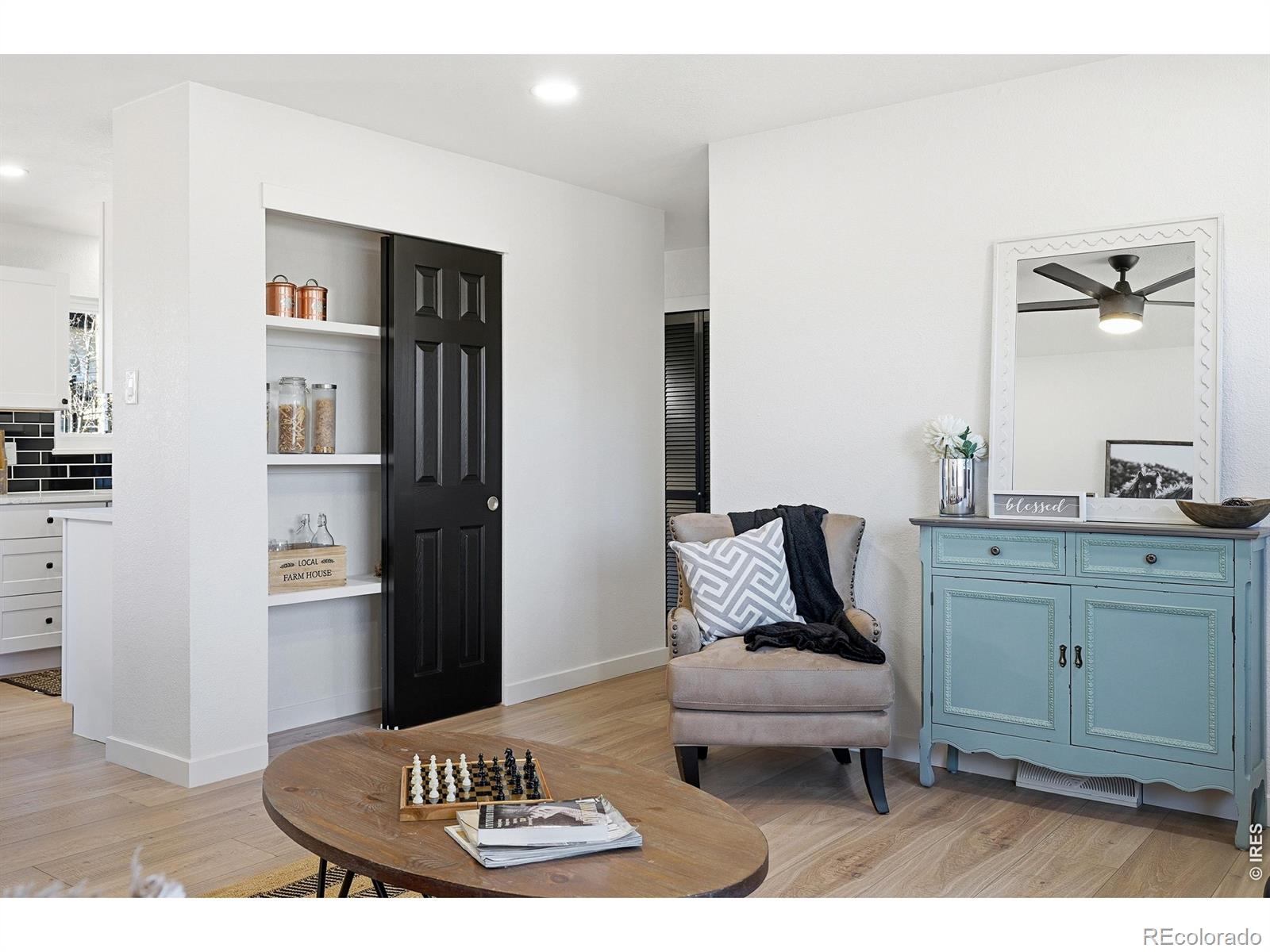 MLS Image #6 for 1506  sanchez court,platteville, Colorado