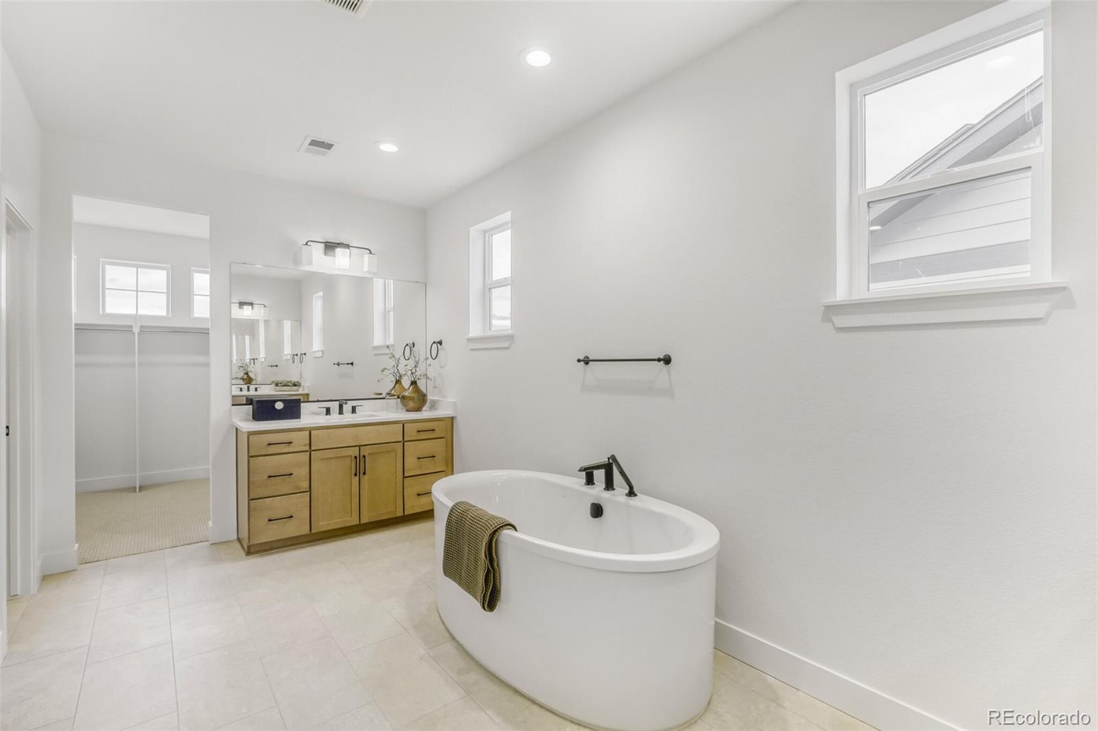 MLS Image #16 for 5593  zadie avenue,timnath, Colorado
