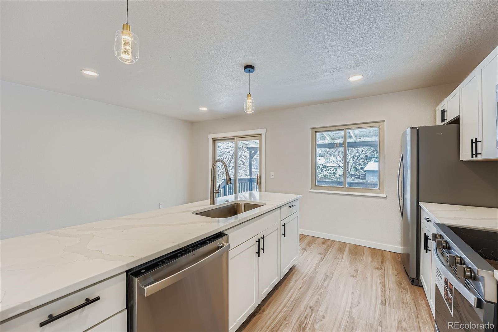 MLS Image #3 for 16214 e louisiana place,aurora, Colorado