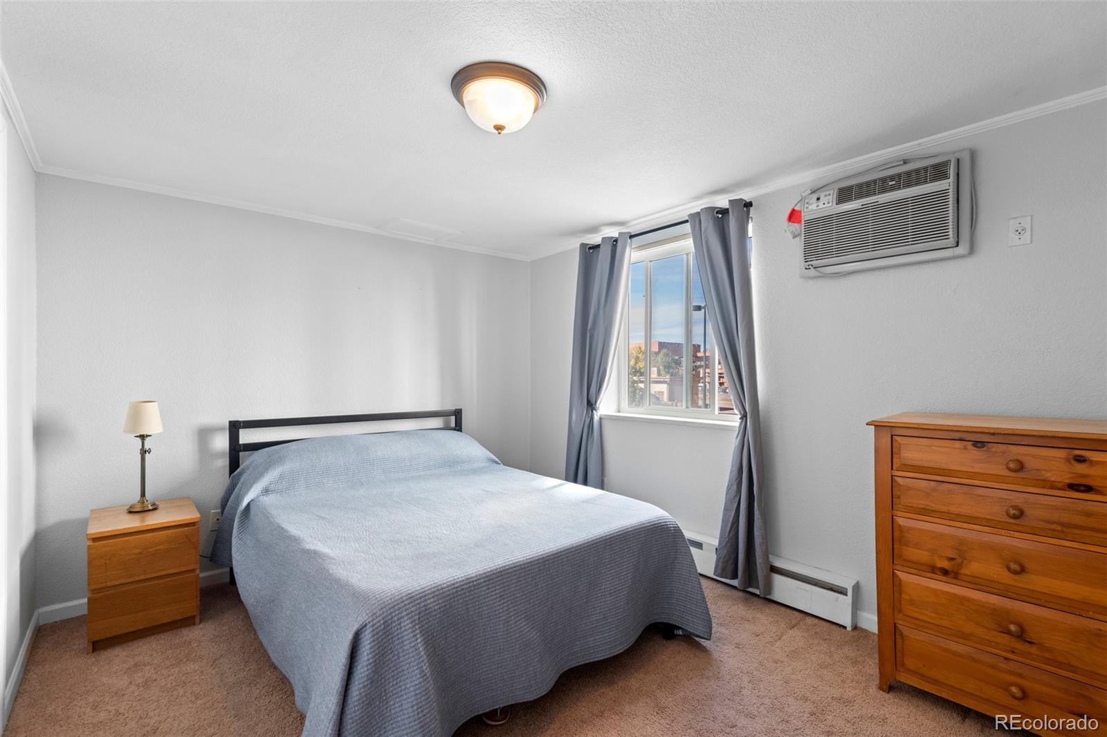 MLS Image #15 for 336 n grant street 202,denver, Colorado