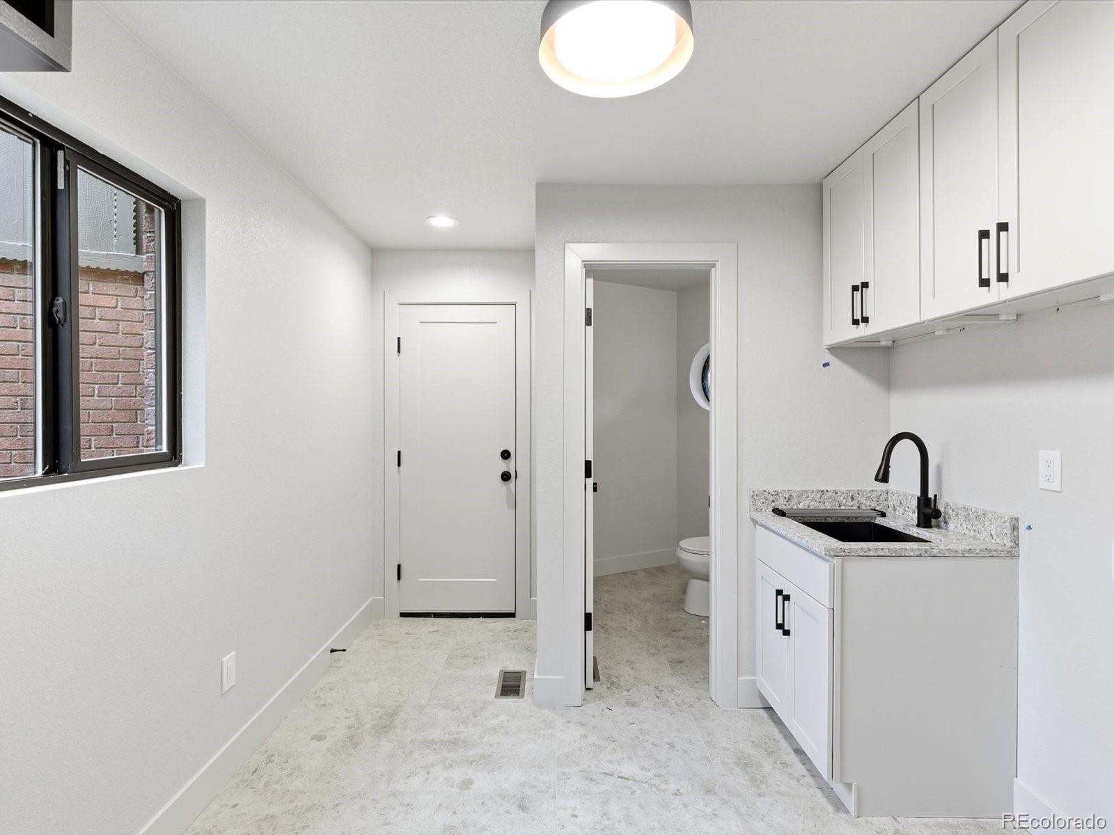 MLS Image #21 for 4000 s clermont street,englewood, Colorado