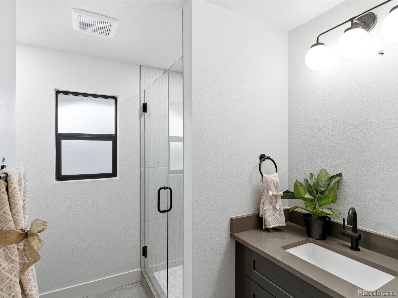 MLS Image #32 for 4000 s clermont street,englewood, Colorado