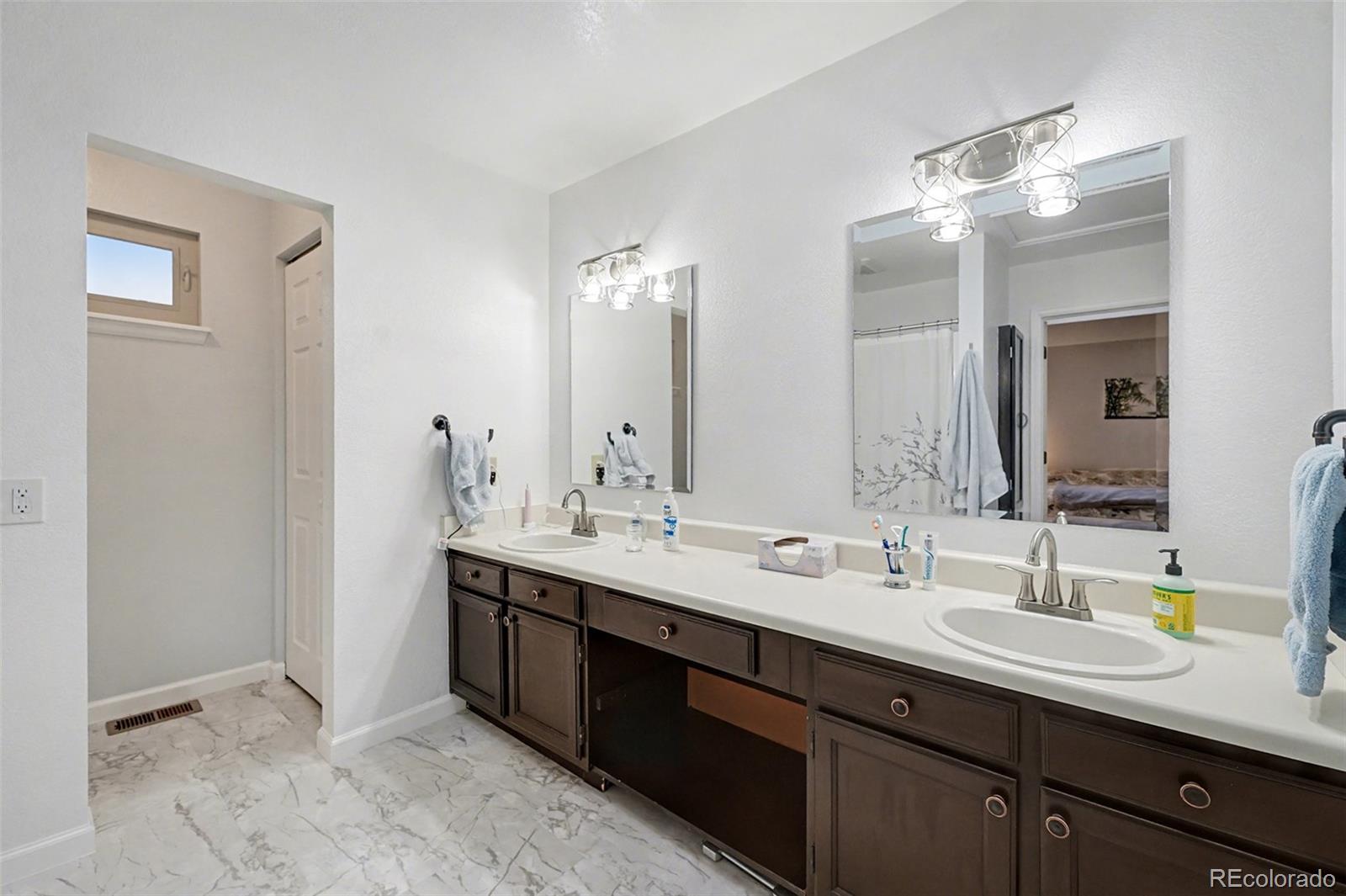 MLS Image #15 for 8424 s everett way,littleton, Colorado