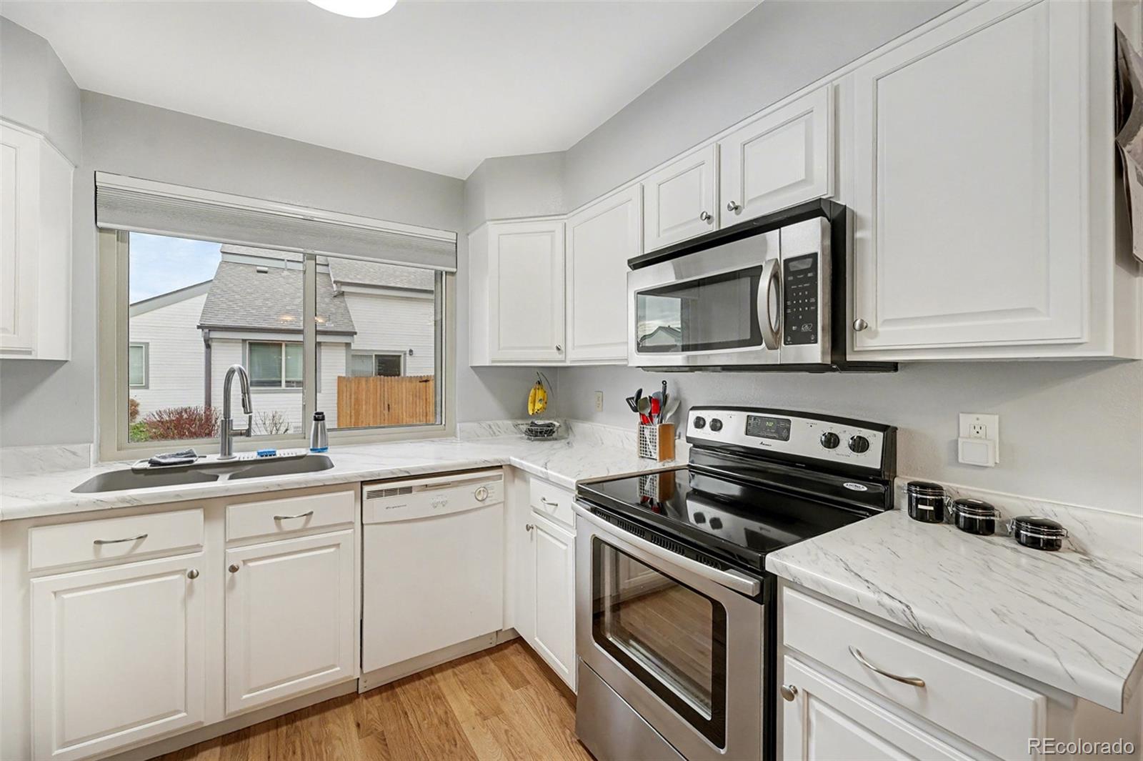 MLS Image #2 for 8424 s everett way,littleton, Colorado