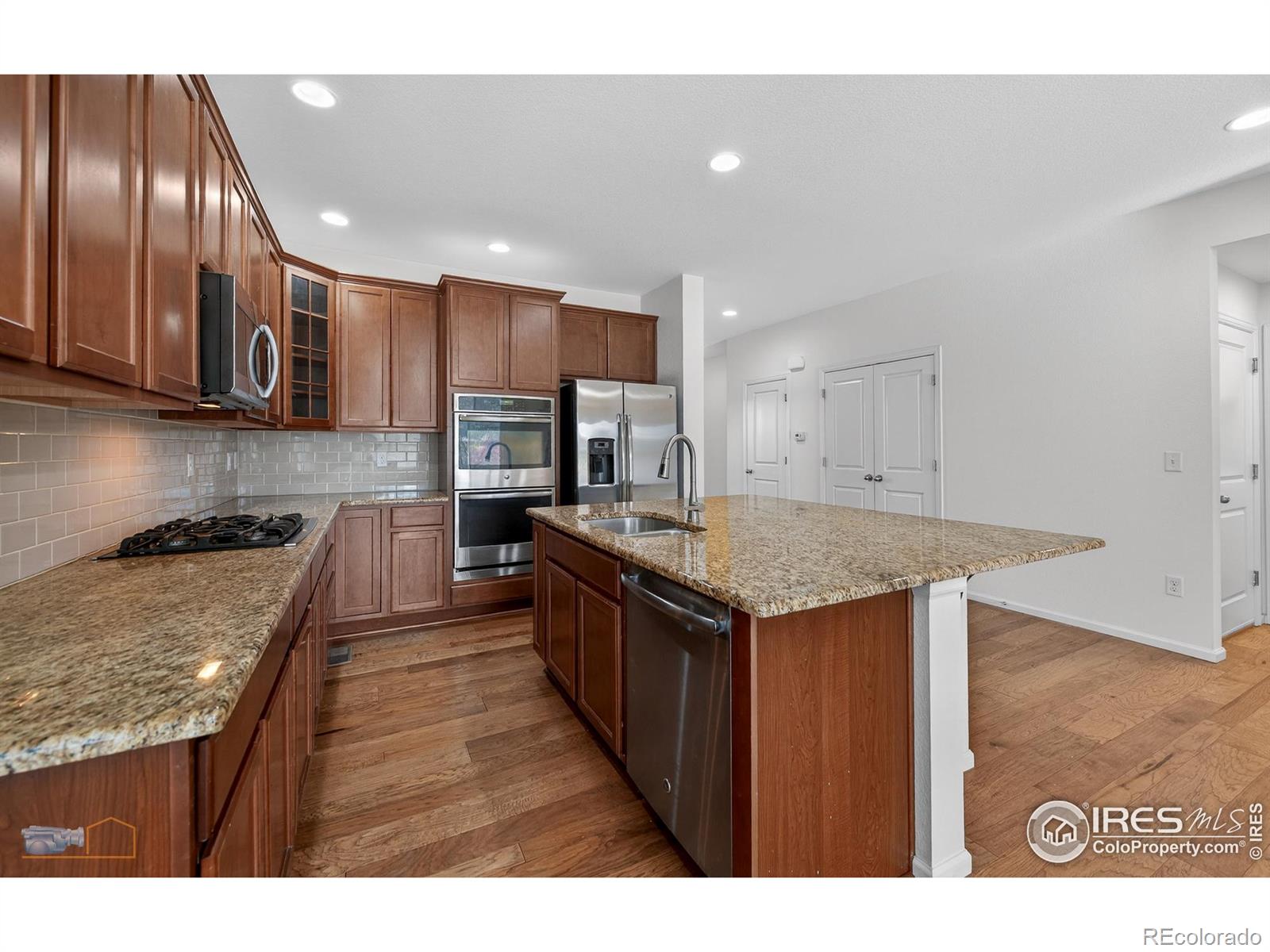MLS Image #8 for 1435  rustic drive,longmont, Colorado