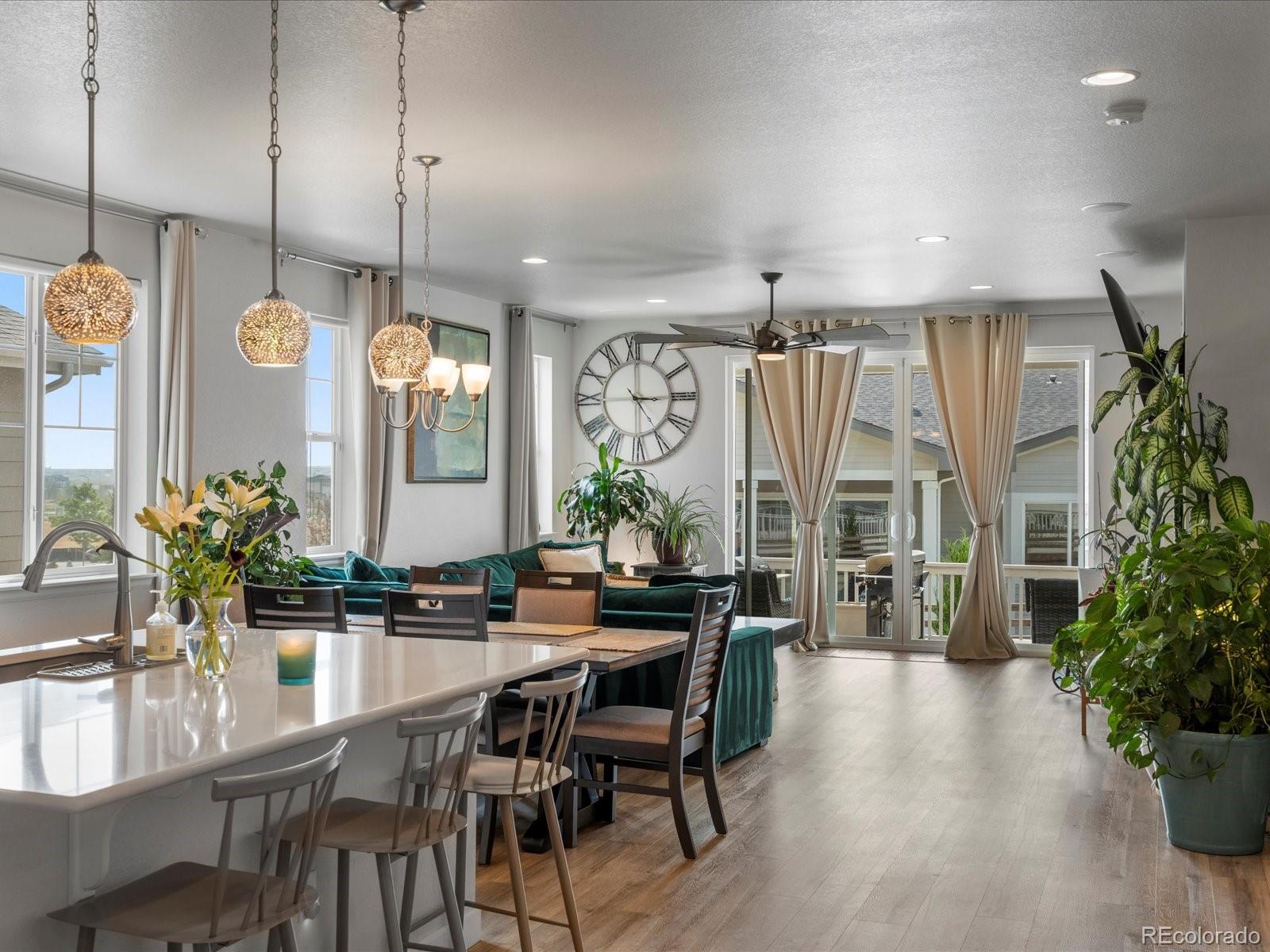 MLS Image #11 for 3921  eaton park street,aurora, Colorado