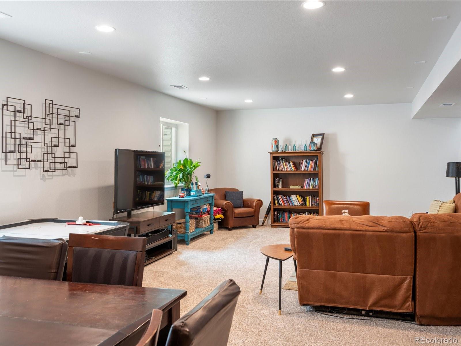 MLS Image #33 for 3921  eaton park street,aurora, Colorado
