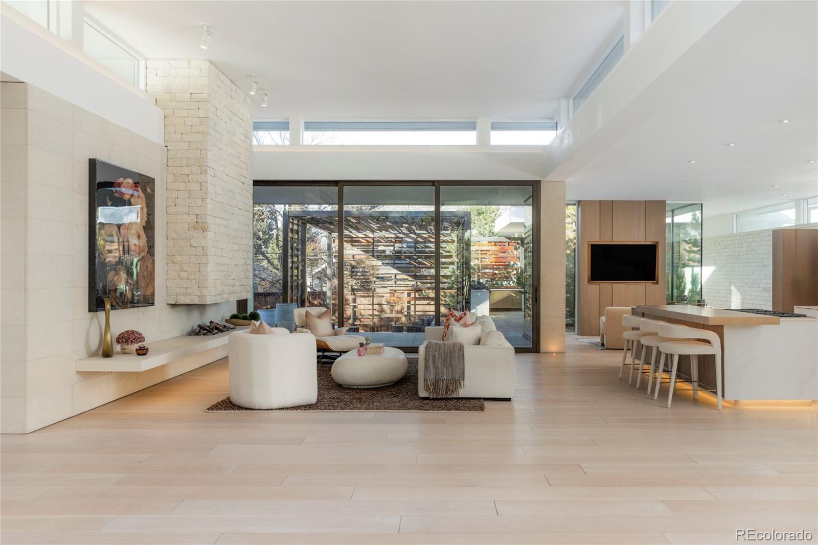 MLS Image #3 for 121 s cherry street,denver, Colorado