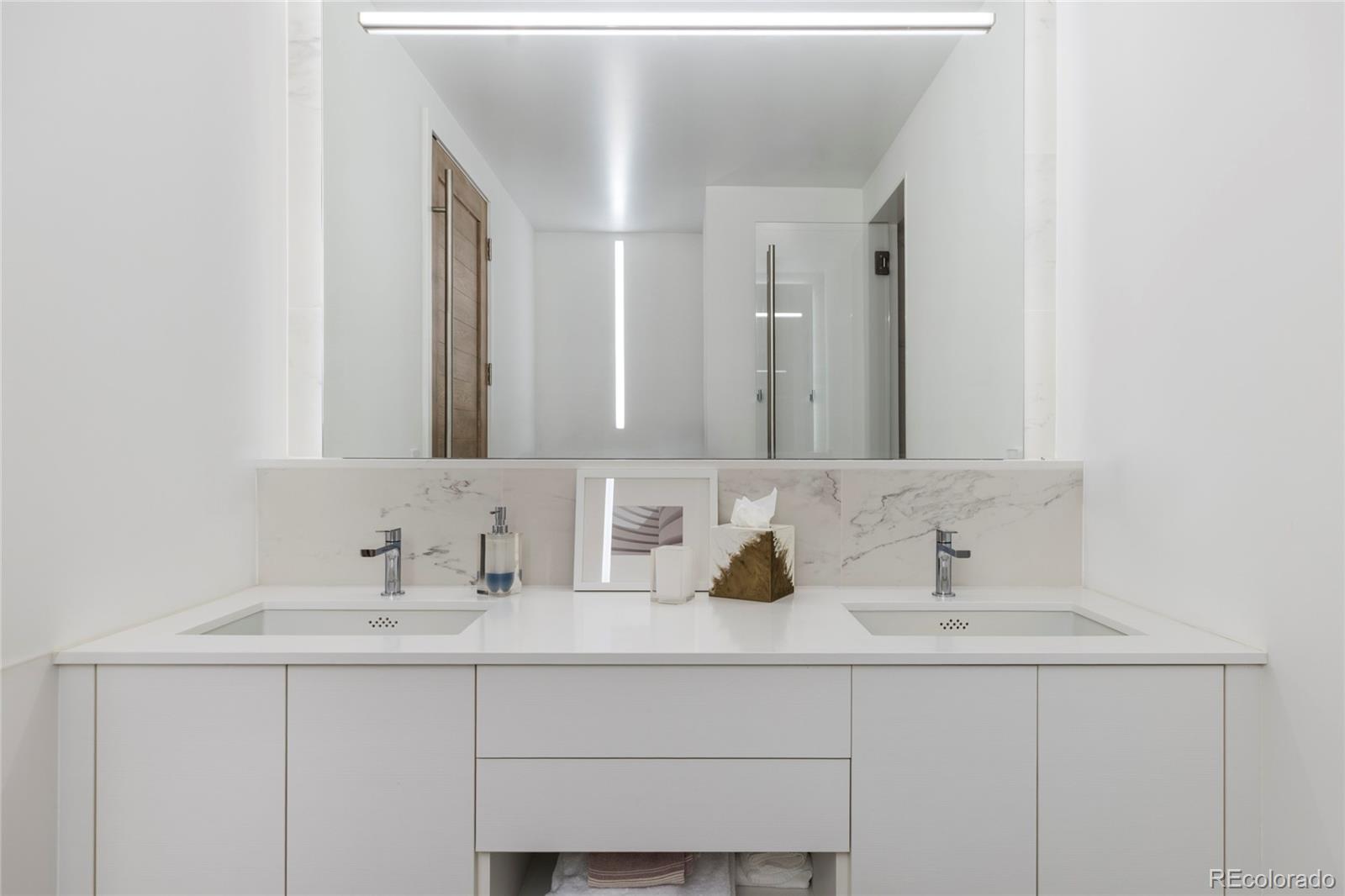 MLS Image #38 for 121 s cherry street,denver, Colorado