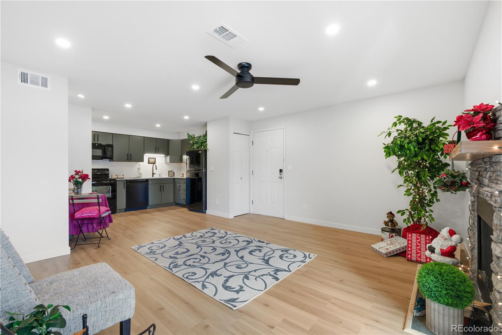 MLS Image #0 for 2575 s syracuse way d-205,denver, Colorado