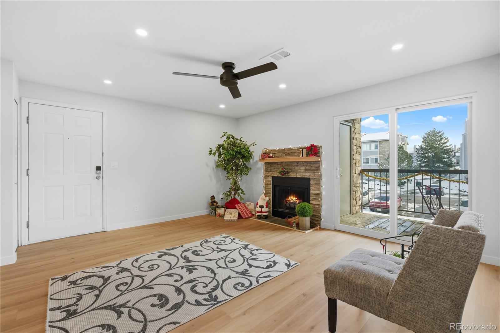 MLS Image #1 for 2575 s syracuse way d-205,denver, Colorado