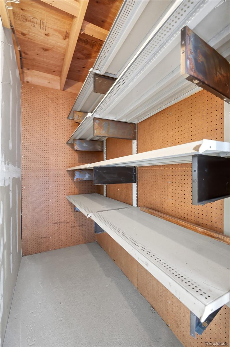 MLS Image #10 for 2575 s syracuse way d-205,denver, Colorado