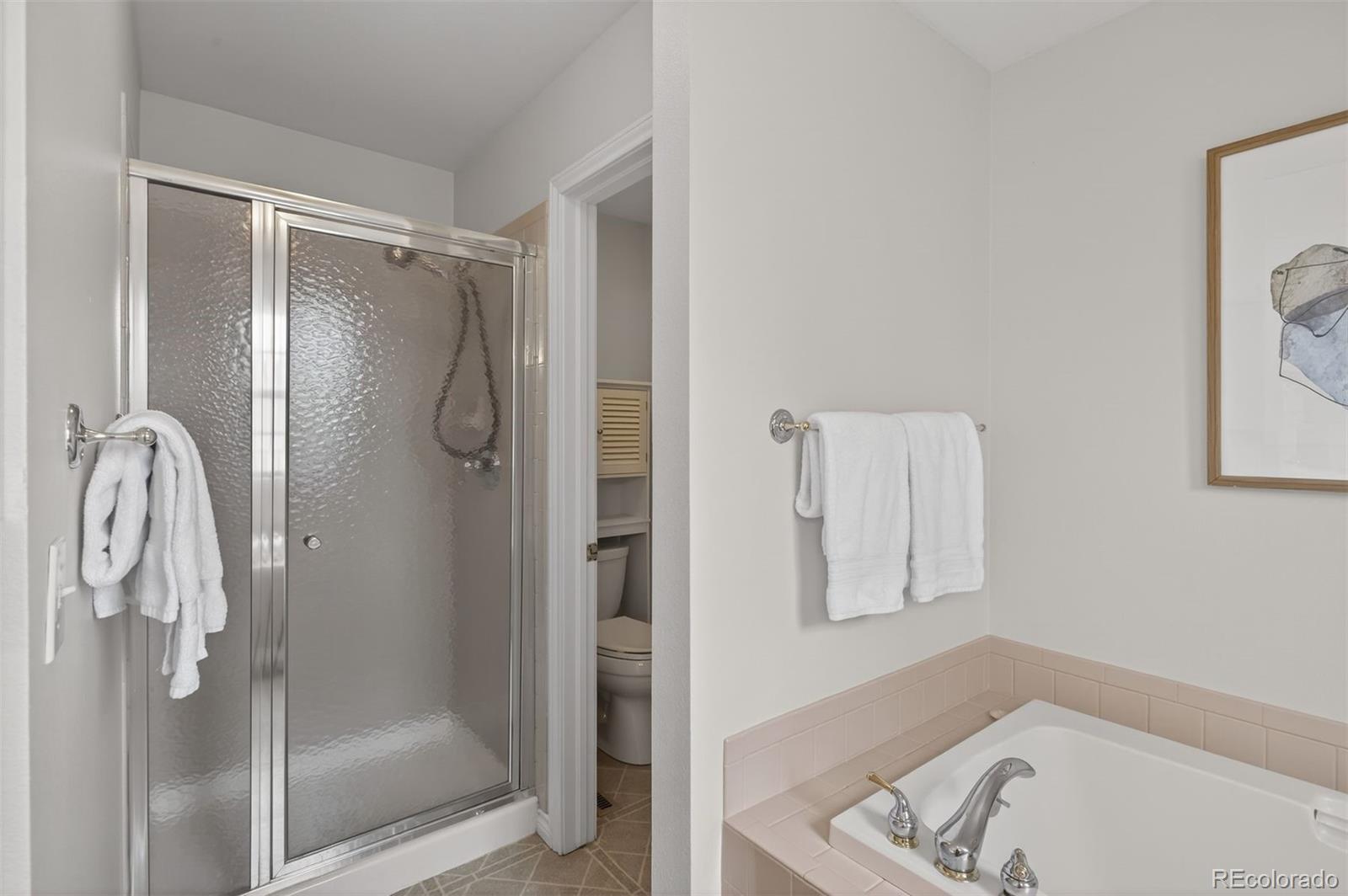 MLS Image #17 for 1615 s syracuse street,denver, Colorado