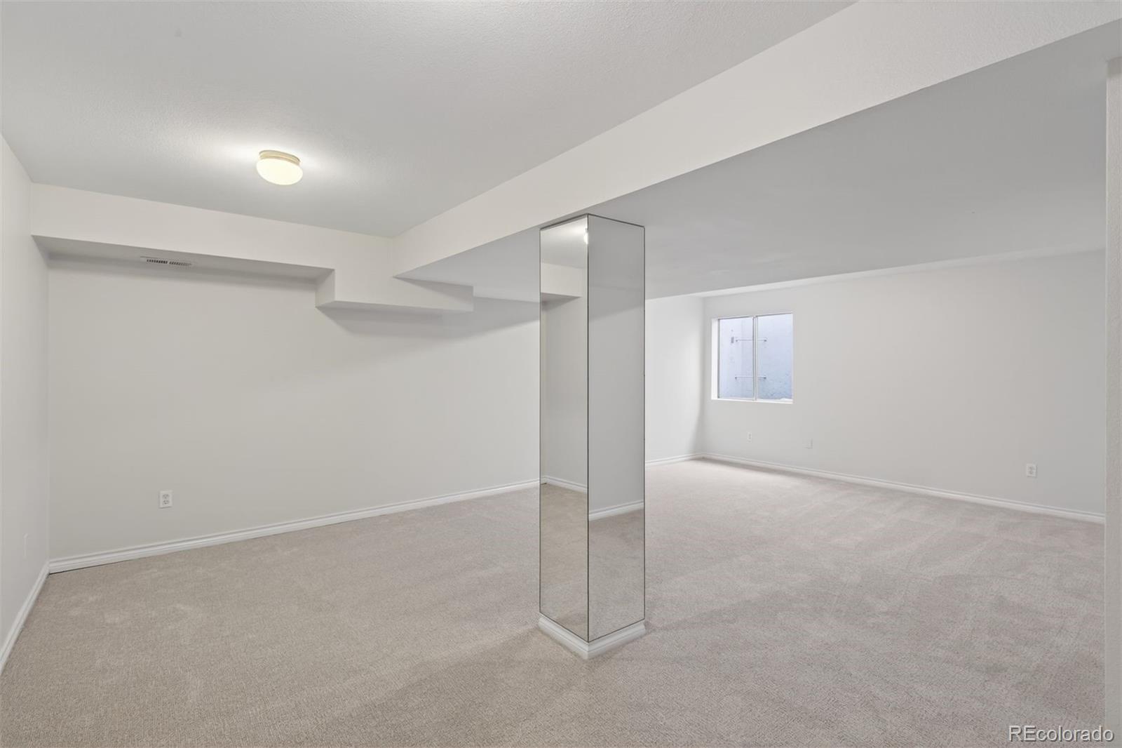 MLS Image #26 for 1615 s syracuse street,denver, Colorado