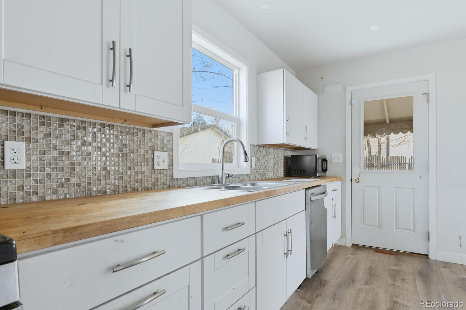MLS Image #11 for 1170  elmira street,aurora, Colorado