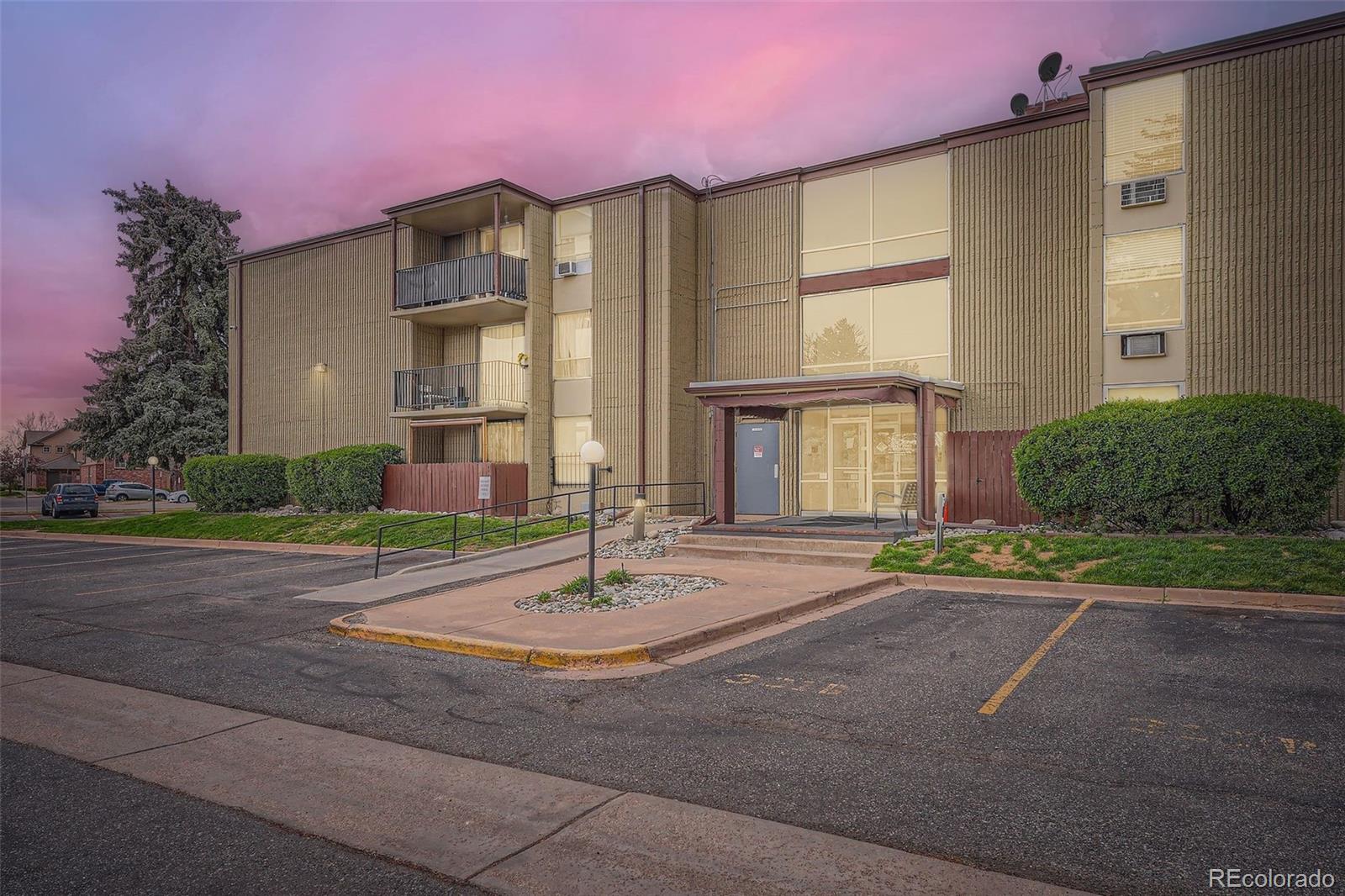 MLS Image #30 for 2231 s vaughn way 114b,aurora, Colorado