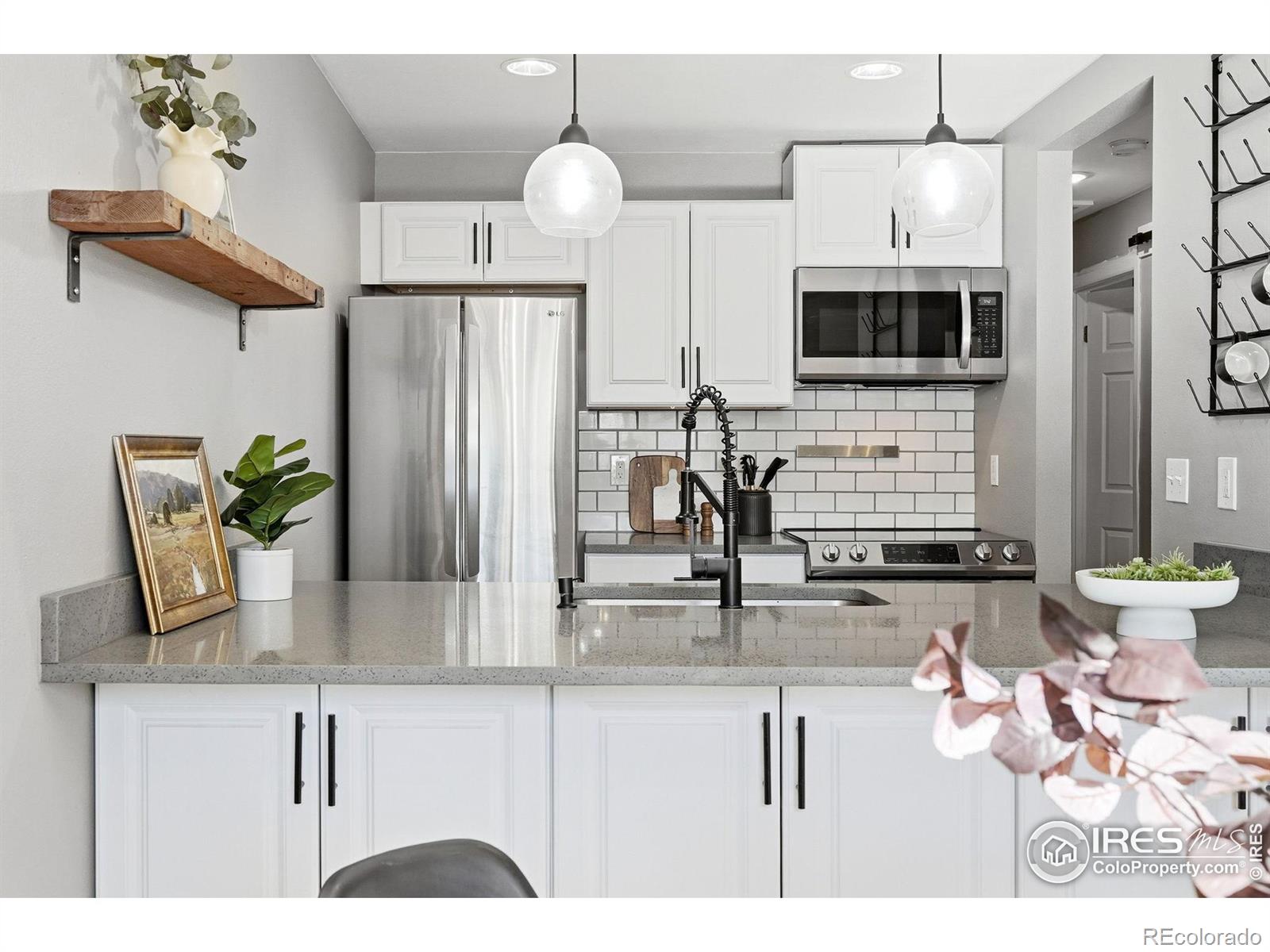 MLS Image #5 for 6790 e mississippi avenue,denver, Colorado