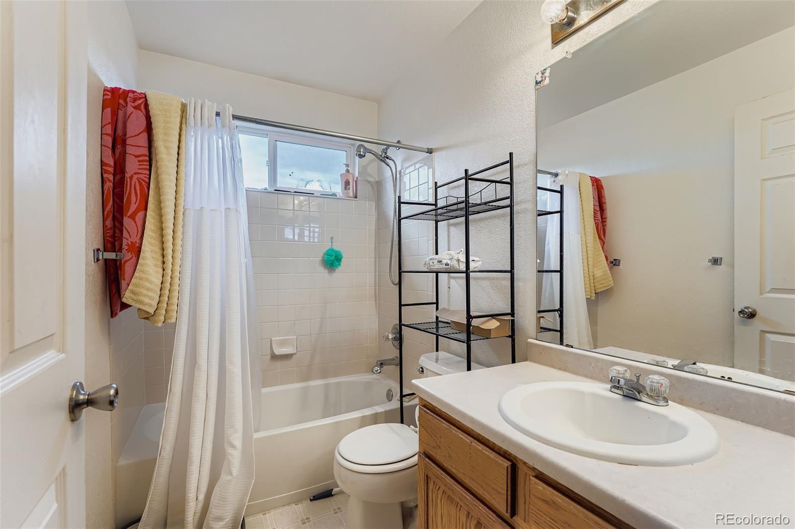 MLS Image #15 for 2751 s waco way,aurora, Colorado