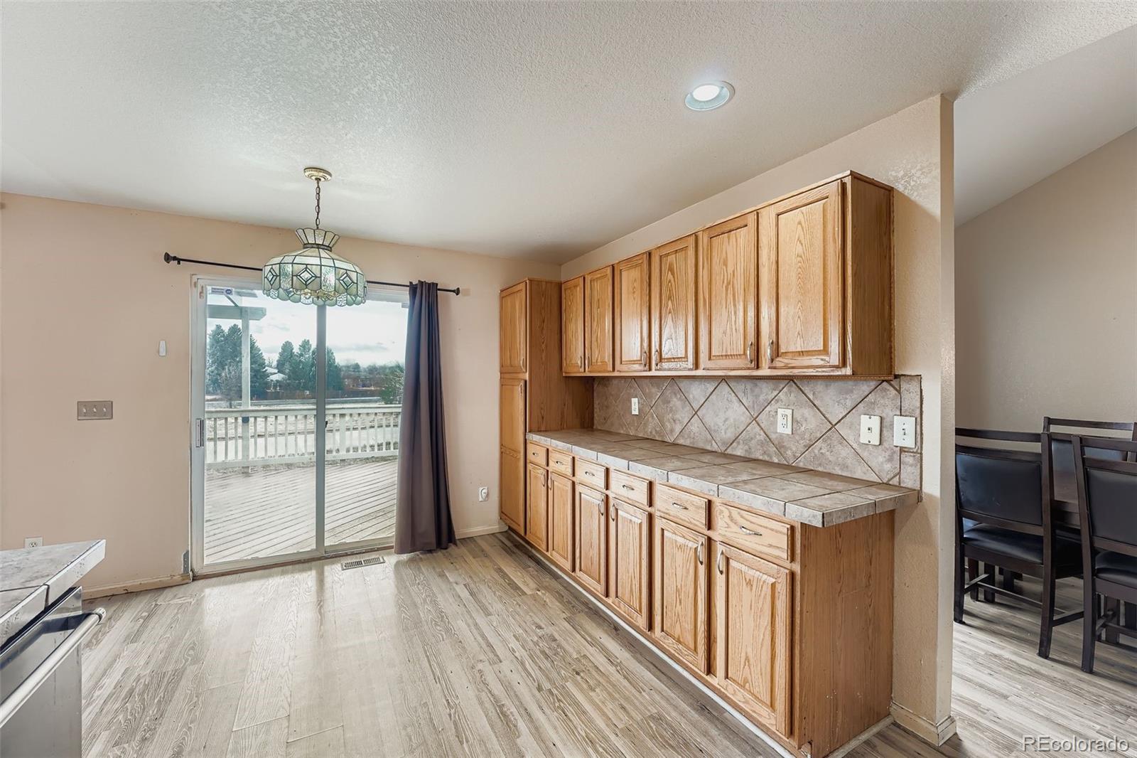 MLS Image #3 for 2751 s waco way,aurora, Colorado