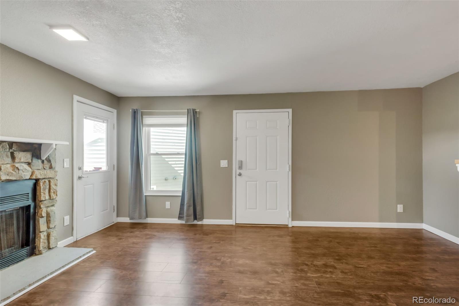 MLS Image #3 for 980 s dawson way 11,aurora, Colorado