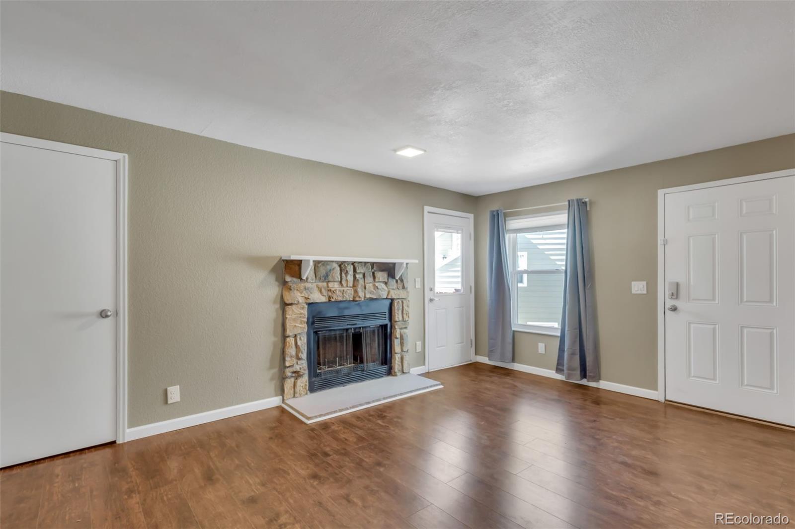 MLS Image #6 for 980 s dawson way 11,aurora, Colorado