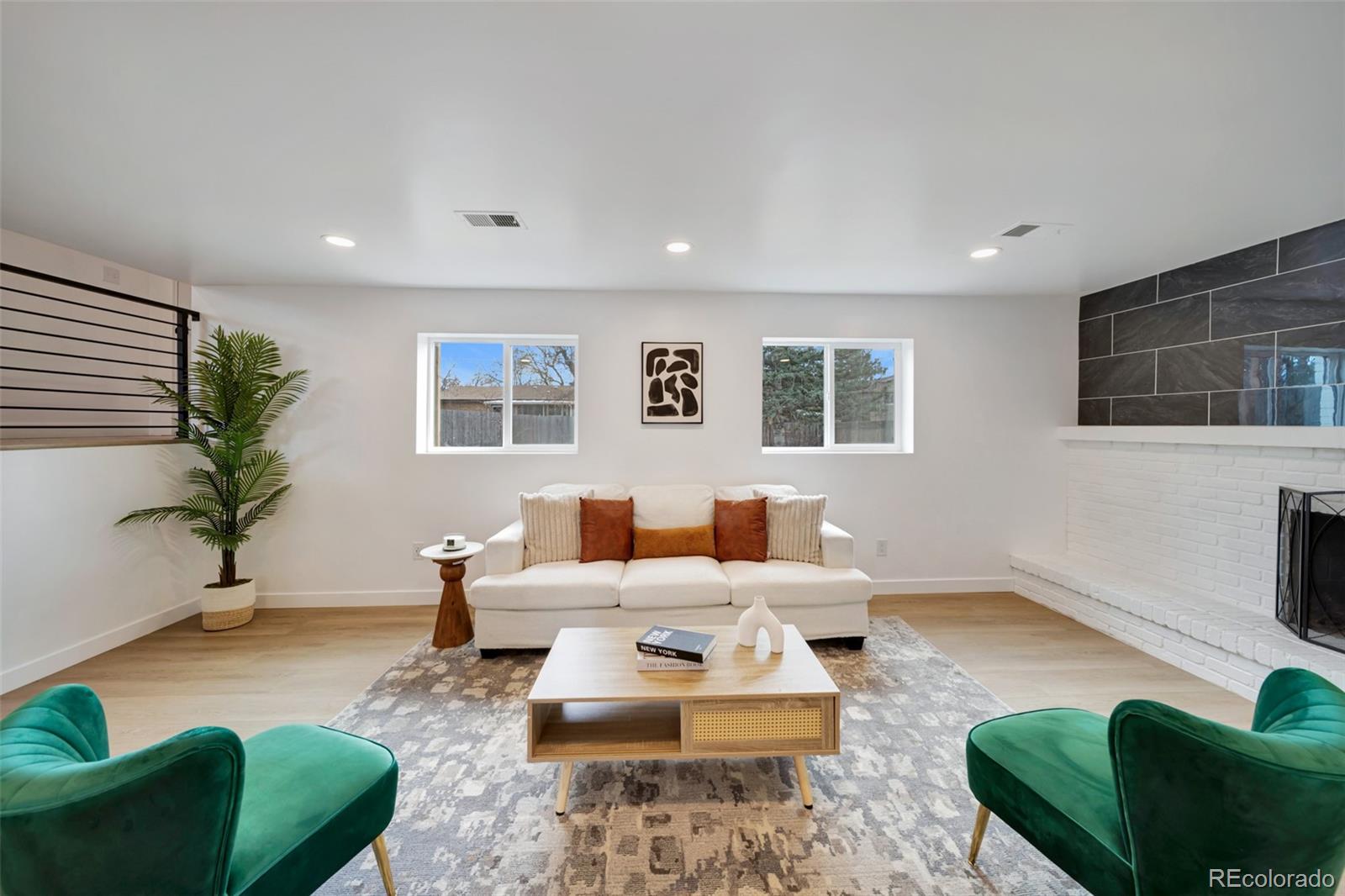 MLS Image #10 for 6616 s apache drive,littleton, Colorado