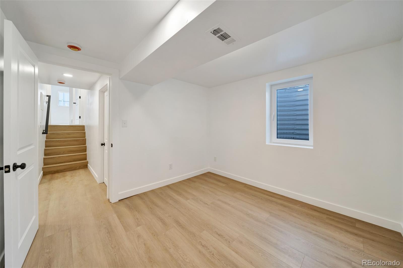 MLS Image #24 for 6616 s apache drive,littleton, Colorado