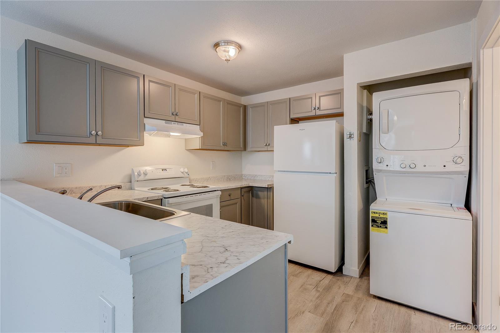 MLS Image #3 for 16923 e whitaker drive b,aurora, Colorado