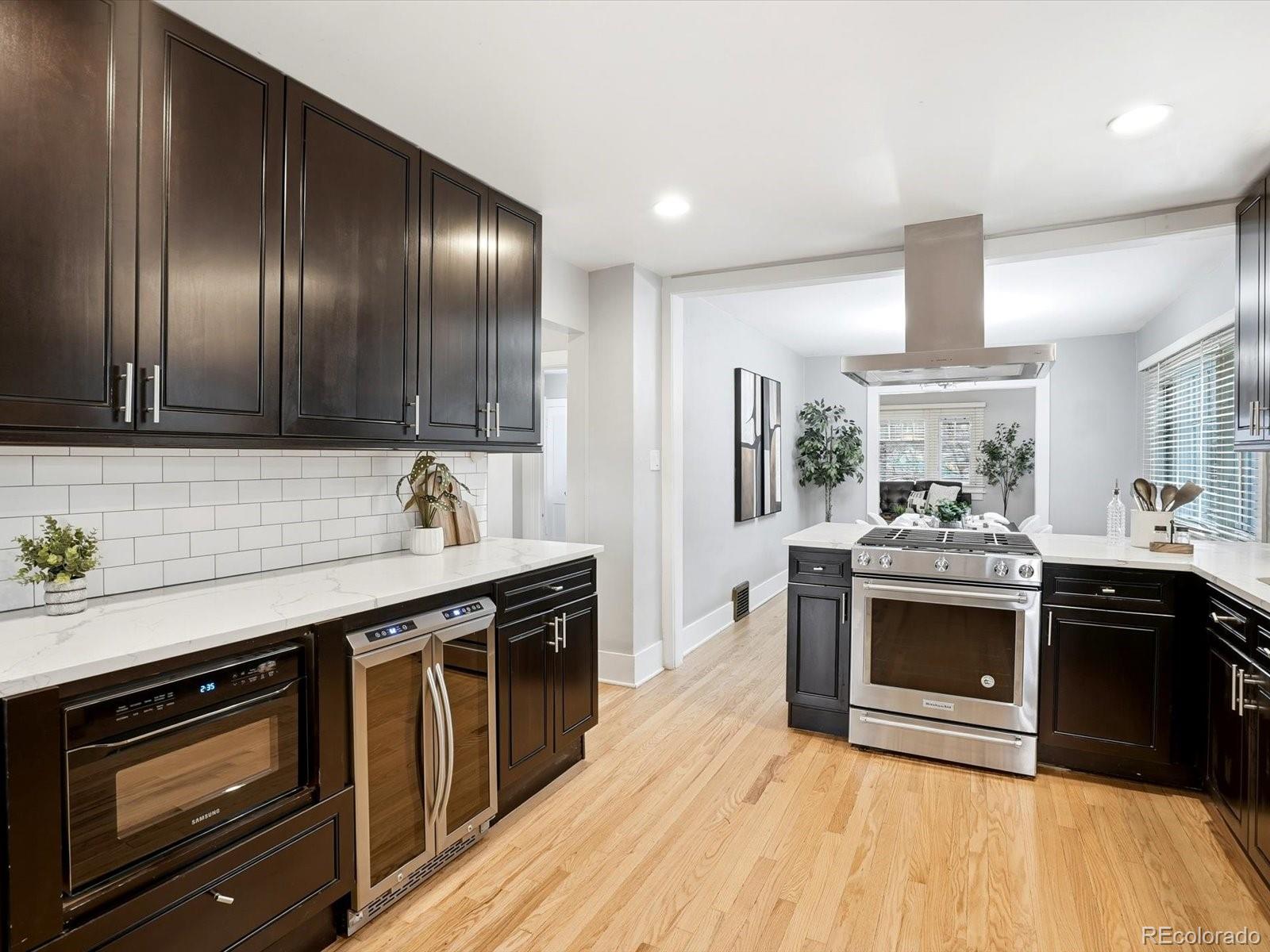MLS Image #16 for 321 n grant street,denver, Colorado