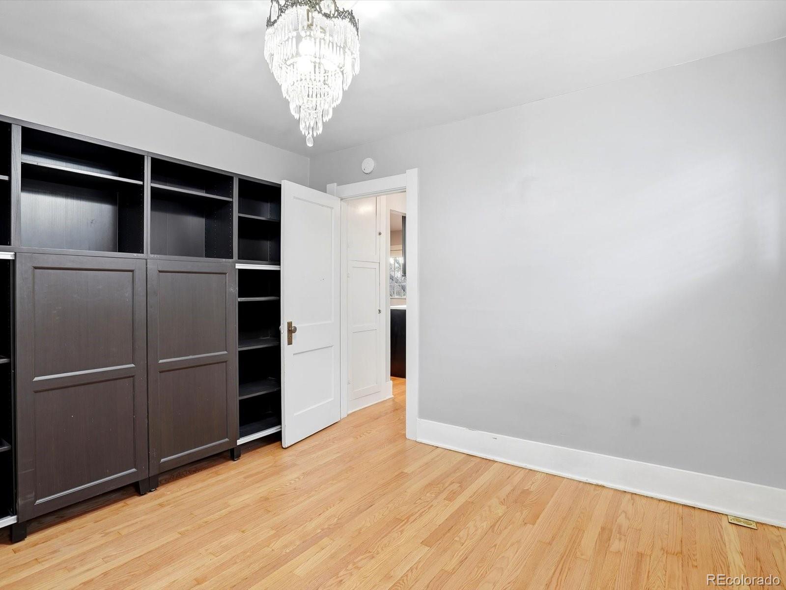 MLS Image #23 for 321 n grant street,denver, Colorado