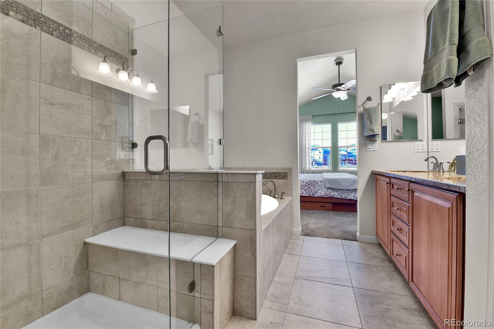 MLS Image #17 for 21999 e euclid drive,aurora, Colorado