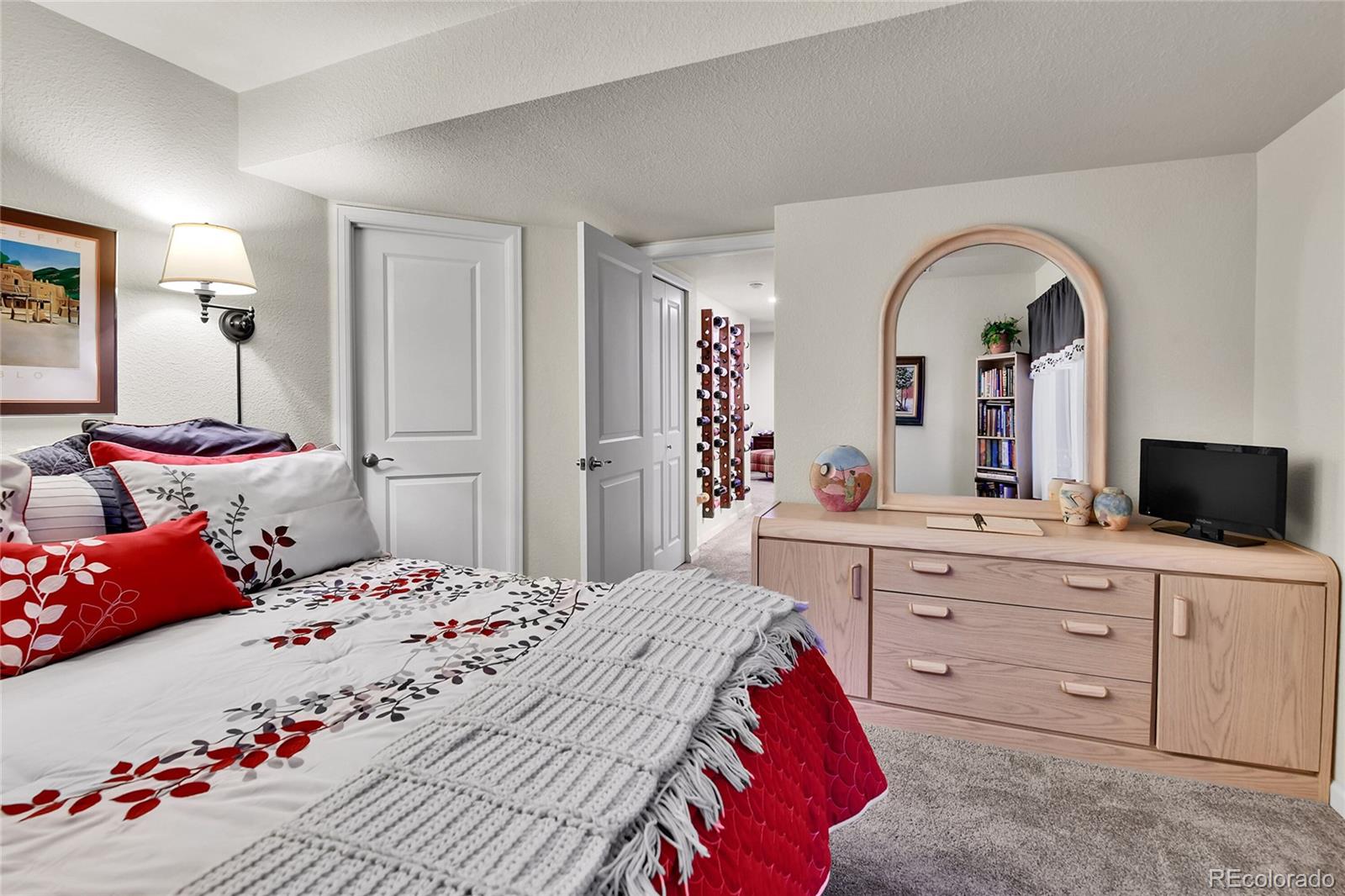 MLS Image #22 for 21999 e euclid drive,aurora, Colorado
