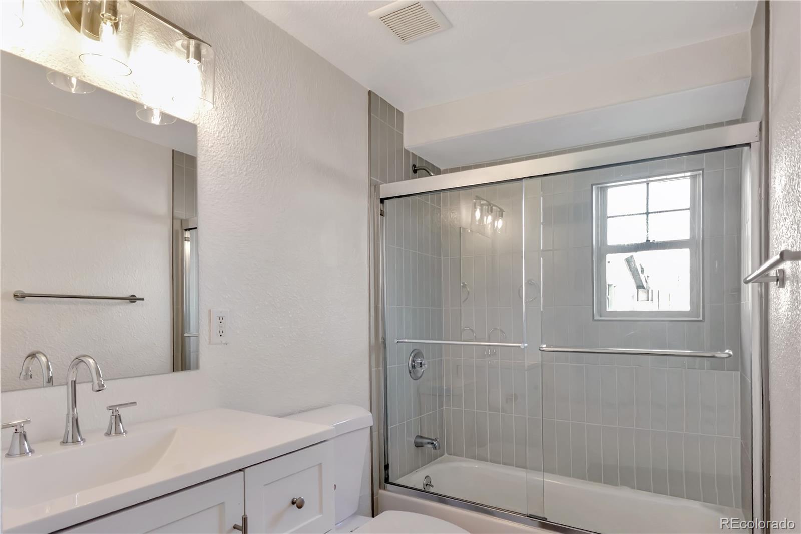 MLS Image #7 for 8533  cook court,denver, Colorado
