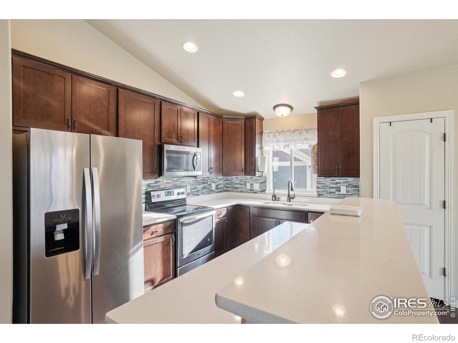 MLS Image #10 for 541  mount rainier street,berthoud, Colorado