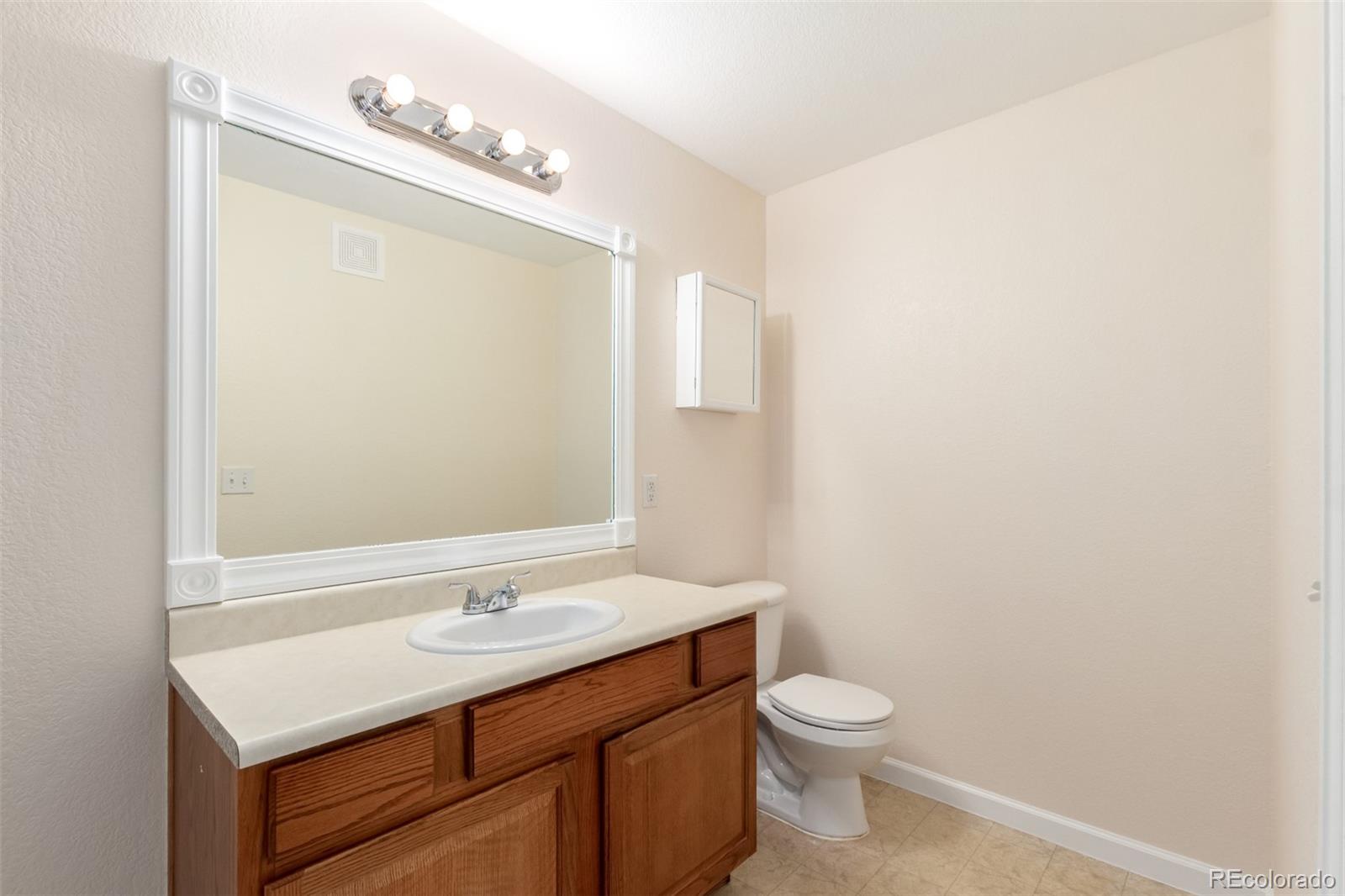 MLS Image #11 for 1415 s galena way 103,denver, Colorado