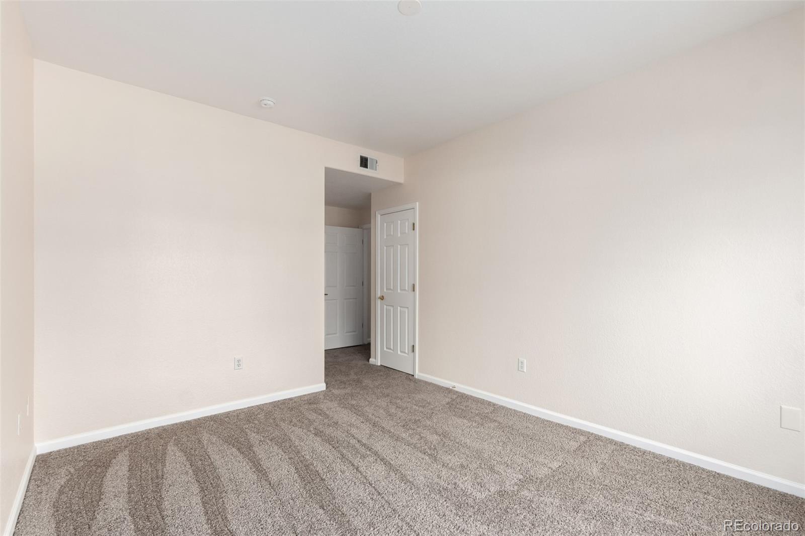 MLS Image #15 for 1415 s galena way 103,denver, Colorado