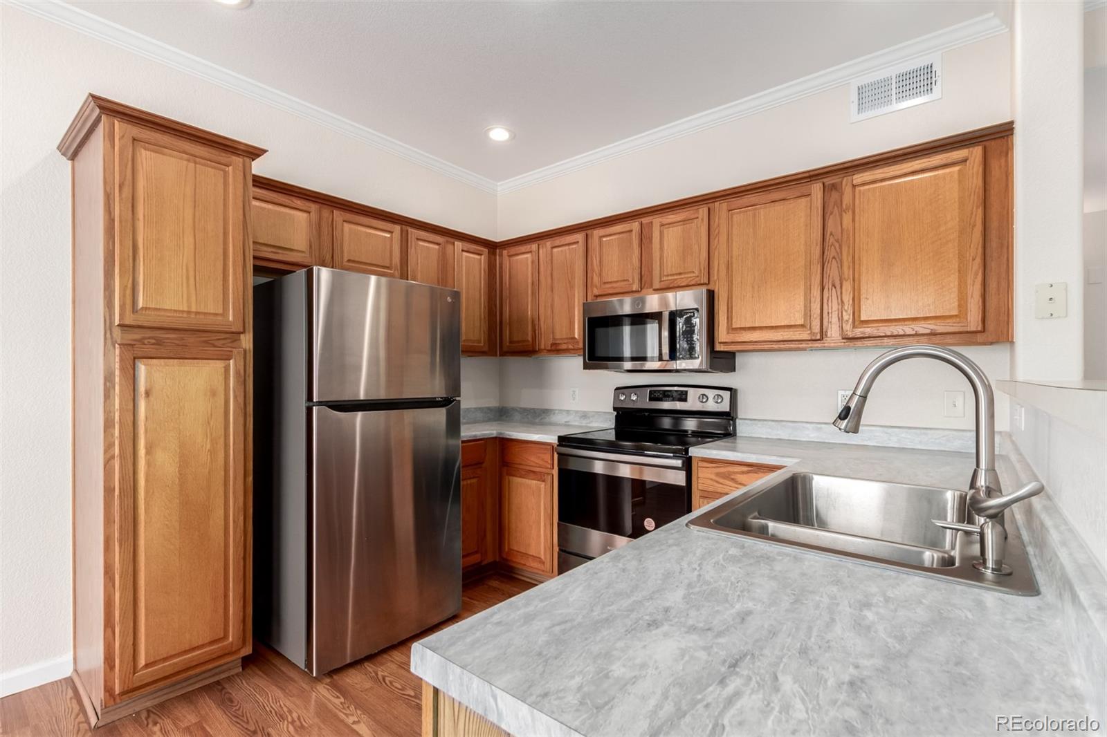 MLS Image #3 for 1415 s galena way 103,denver, Colorado