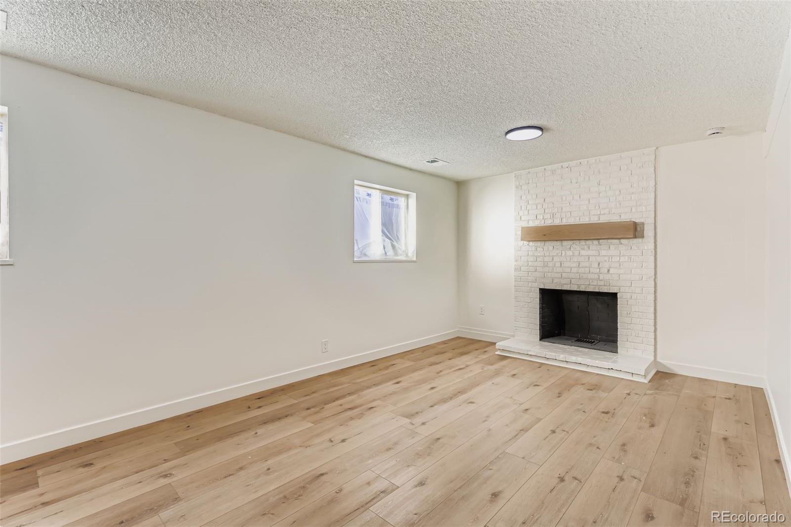 MLS Image #17 for 5222  tucson way,denver, Colorado