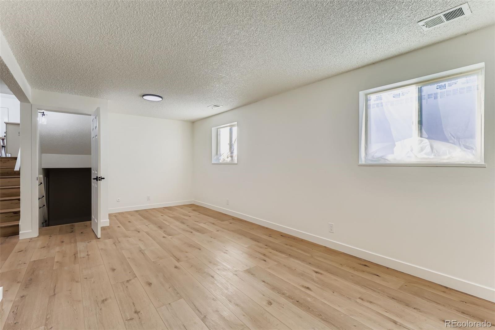 MLS Image #18 for 5222  tucson way,denver, Colorado