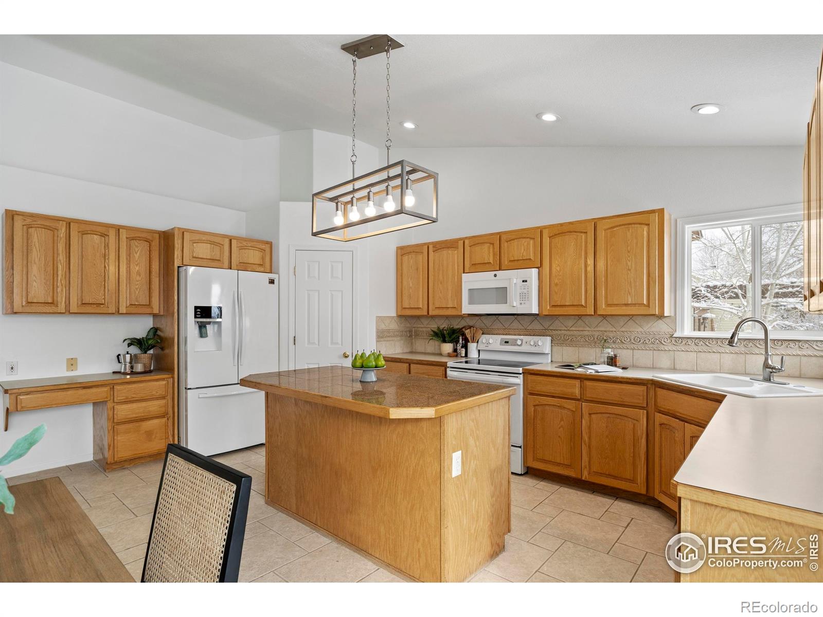 MLS Image #11 for 2241  woody creek circle,loveland, Colorado