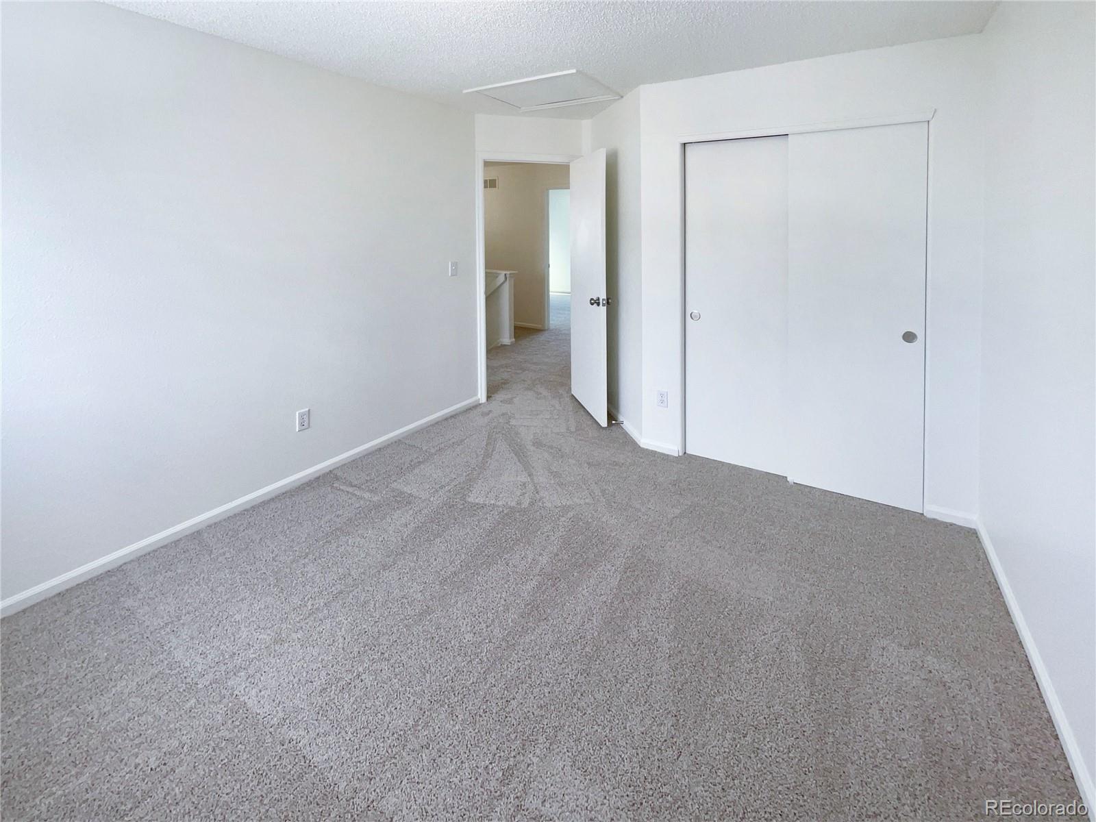 MLS Image #22 for 19370 e 40th place,denver, Colorado
