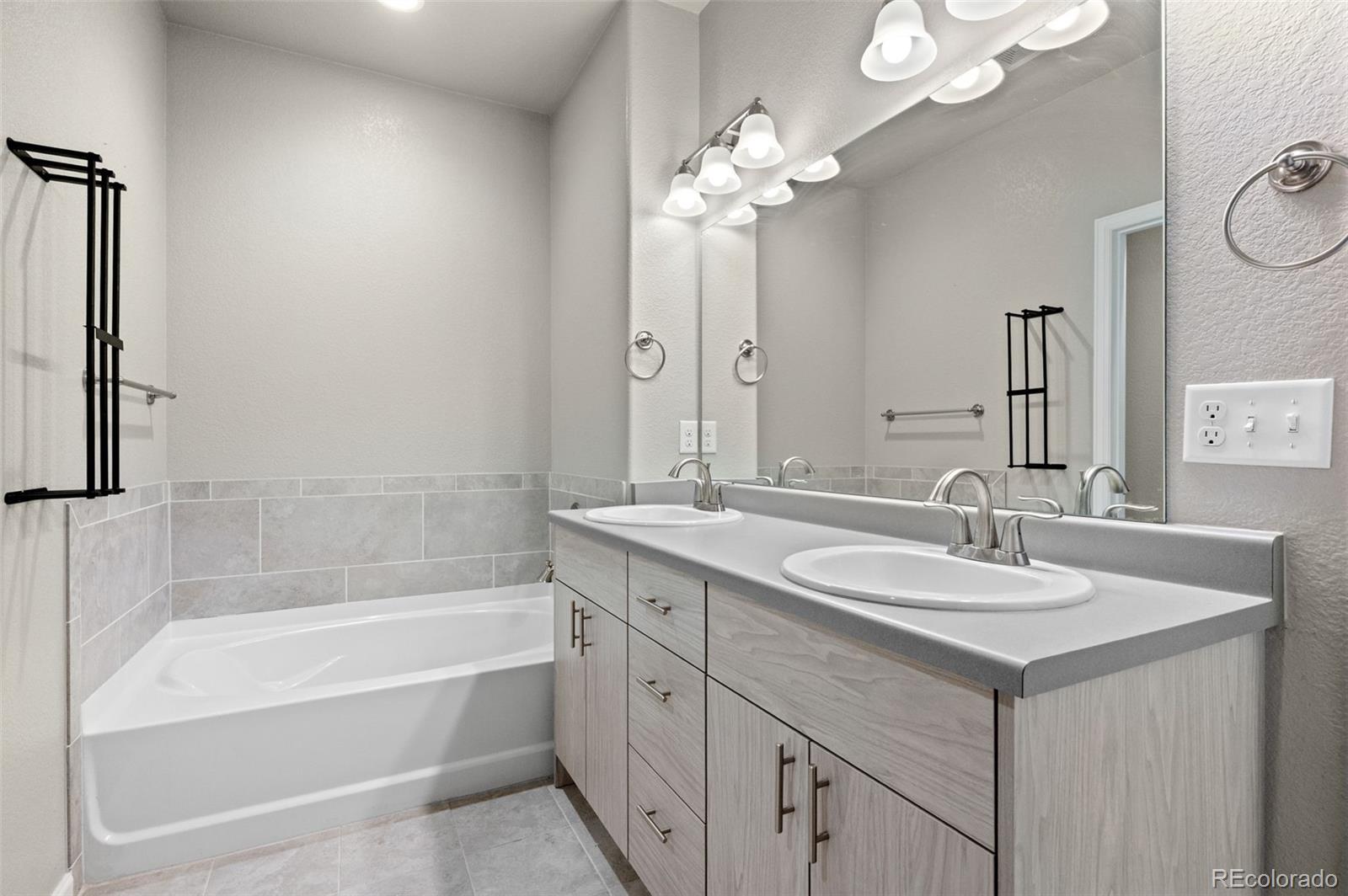 MLS Image #18 for 11250  florence street 9e,commerce city, Colorado