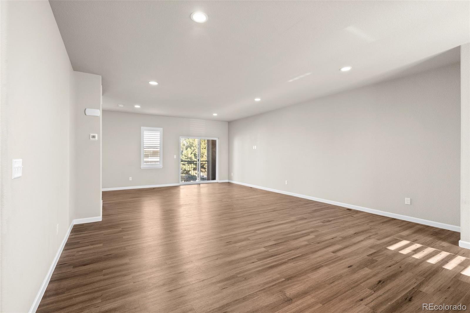MLS Image #5 for 11250  florence street 9e,commerce city, Colorado