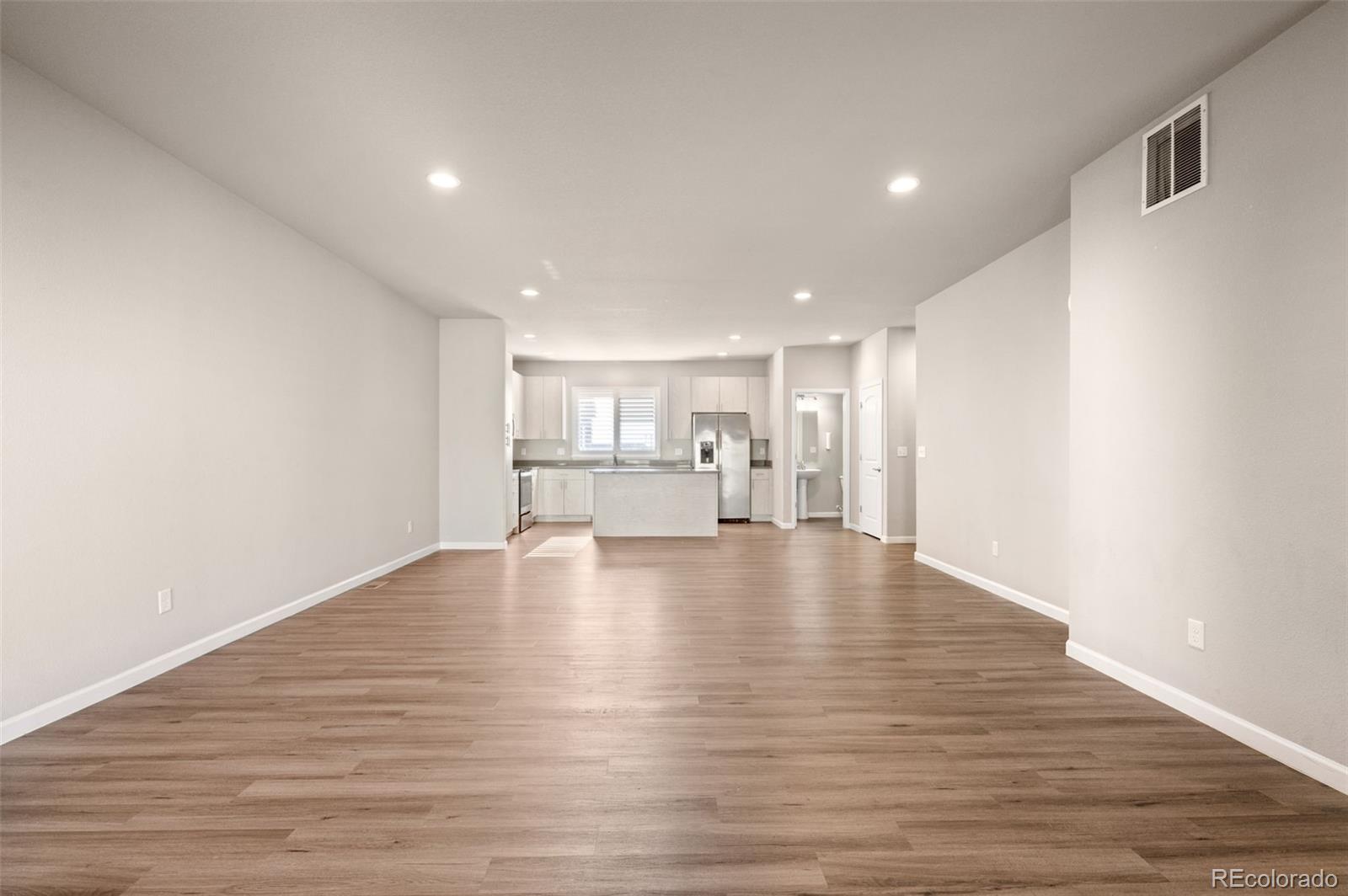 MLS Image #7 for 11250  florence street 9e,commerce city, Colorado